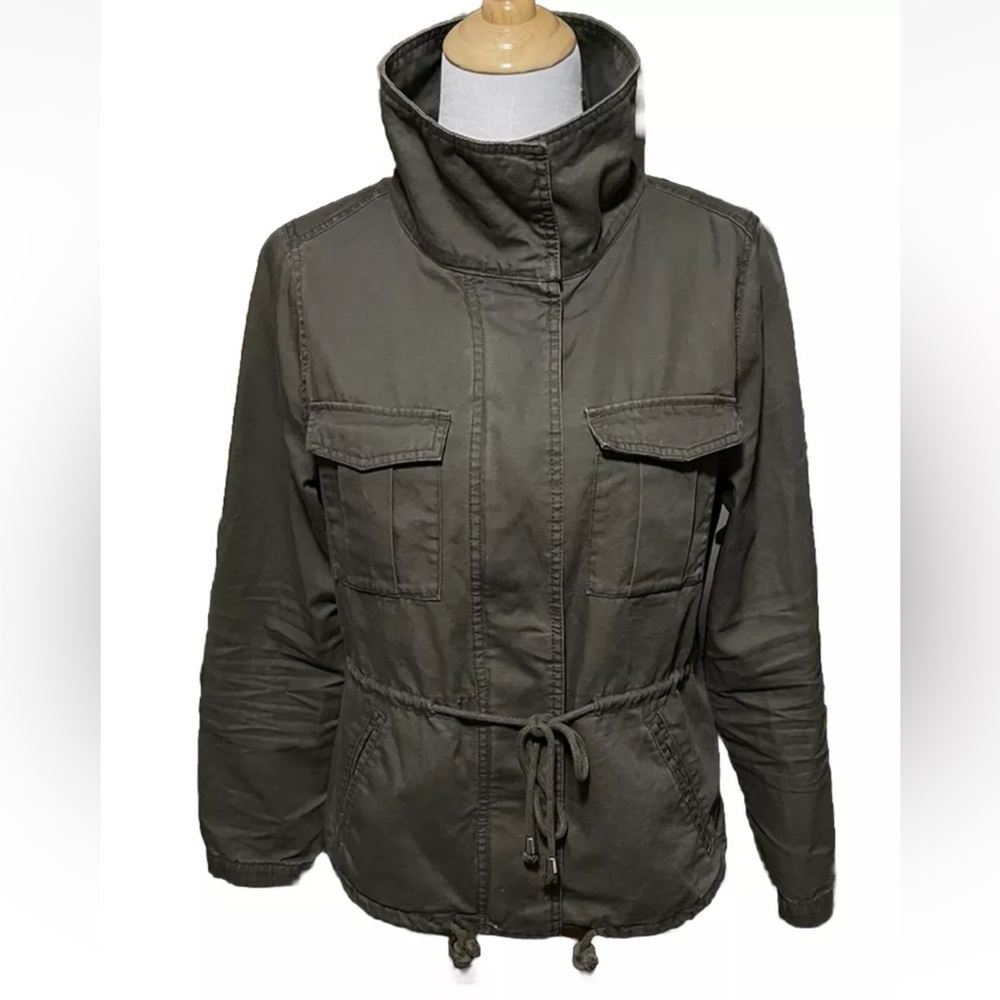 Old Navy Lightweight Camo Green Jacket, Women's Size M, Very Good Condition